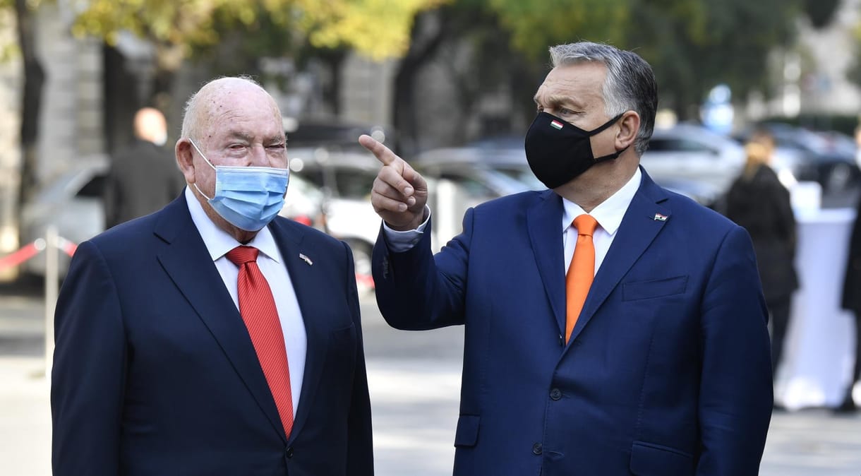 Orbán koronavírustesztjéről kérdeztünk, semmitmondó választ kaptunk a sajtófőnökétől