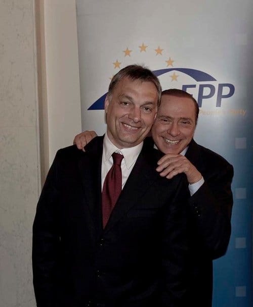 Orbán Viktor 160 milliós villájában marad 
