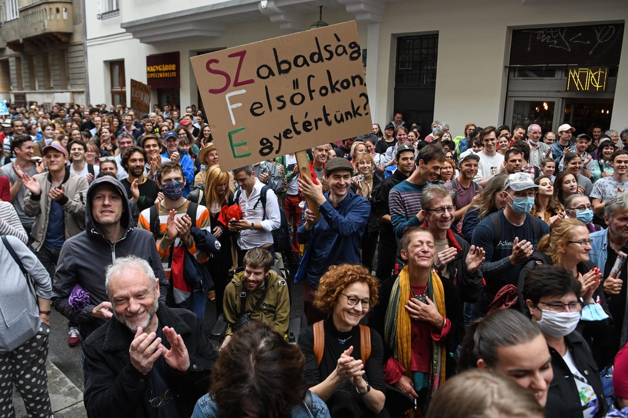 A kultúrpolitika kegyeltjei alakíthatják a főszerepeket a Színművészeti drámájában