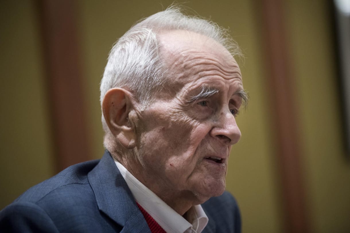 Meghalt Vitányi Iván, a DK örökös elnöke