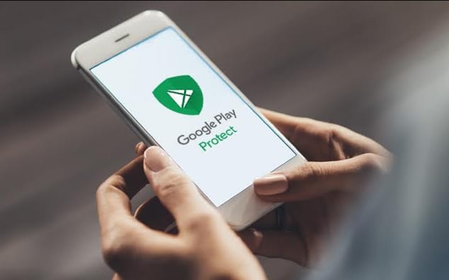 Pofon a Google-nek: független mérés állítja, nem igazán hatékony a Google Play Protect