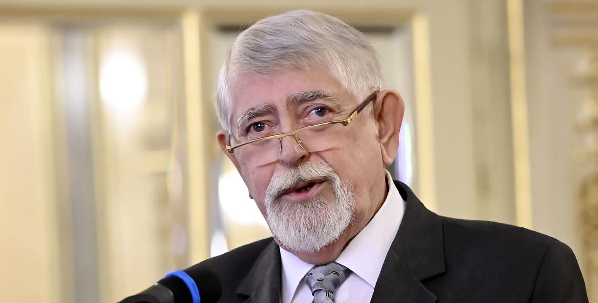 Kásler utasított: hétfőtől csak a sürgős eseteket látják el
