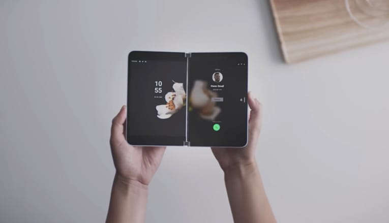 Különleges készülék: végre hozzánk is jöhet a Microsoft Surface Duo