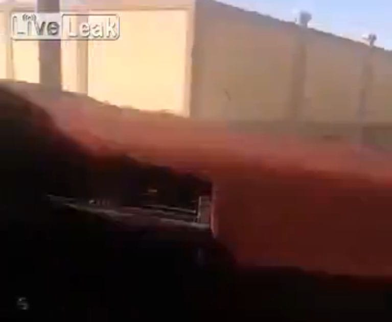 Elkötötte és összetörte apja verdáját egy 7 éves kissrác – videó