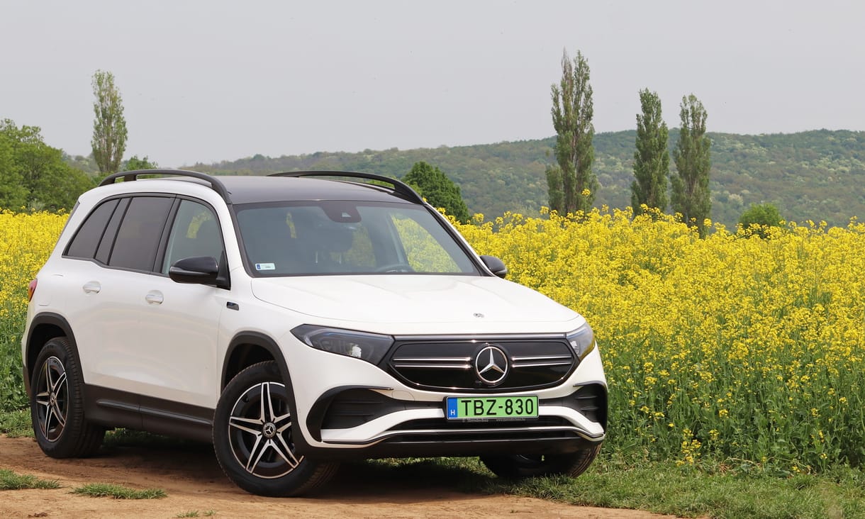 Mercedes EQB galéria