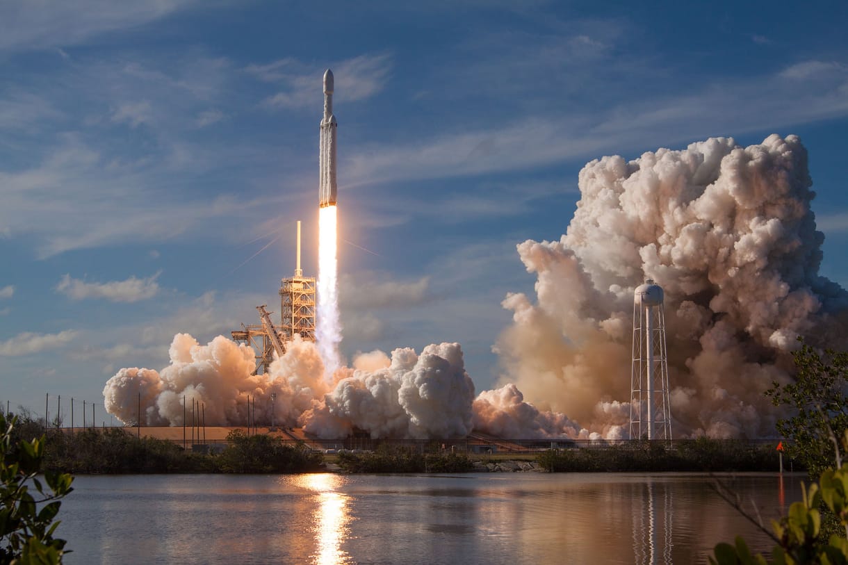 Musk, Bezos, Beck és a többiek: Űrvagányok klubja