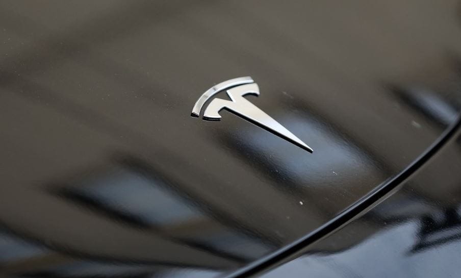 Így nézne ki a Tesla Model 3 a Juniper stílusával