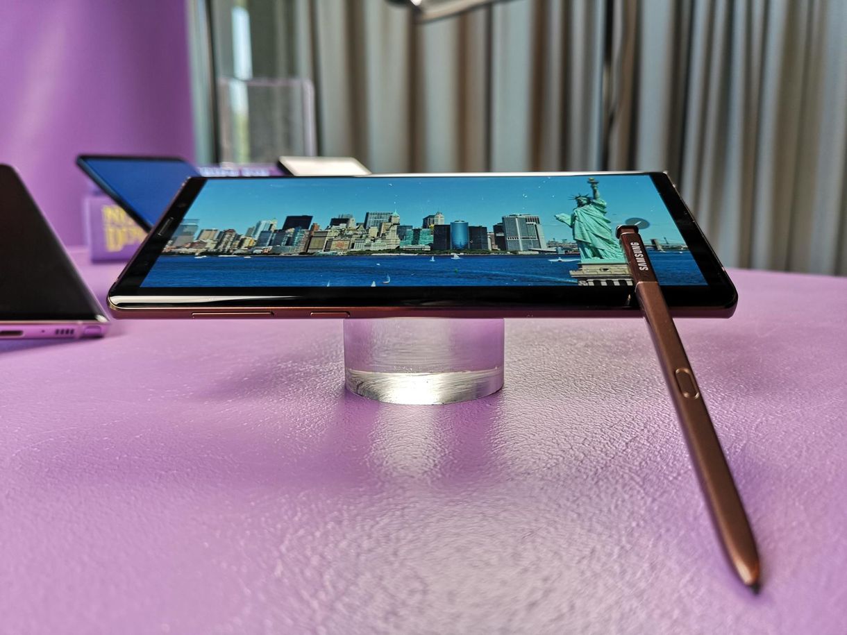 Összegyúrta eddigi legerősebb telefonját a Samsung, megjött a Note9