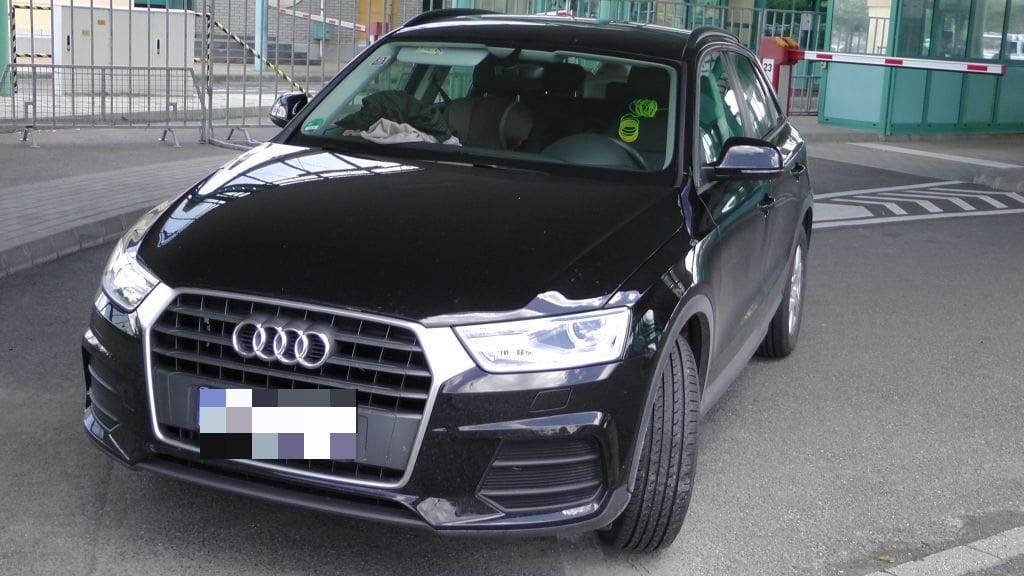 Röszkénél bukott meg a Q3-as Audi sofőrje