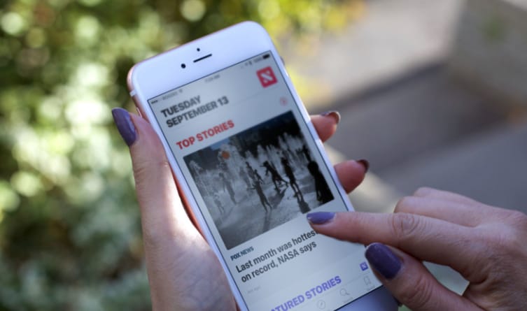 Nagy nap lesz március 25. az Apple rajongóinak, de talán az utálóinak is