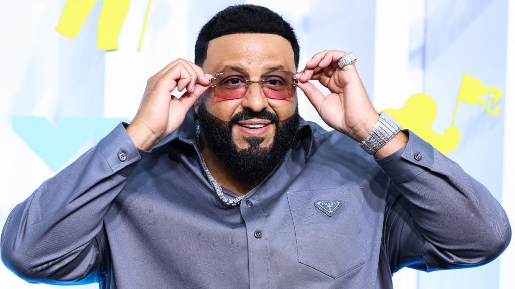 Ha szeretne, 11 dollárért ön is alhat DJ Khaled cipősszekrényében
