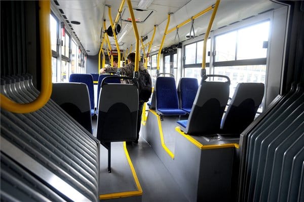 Új buszcsaláddal lép piacra az Ikarusbus és a Rába