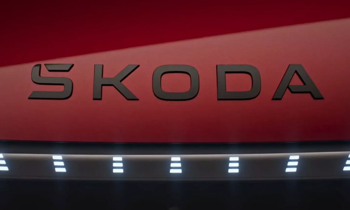 Fotókon a legfrissebb Skoda, amit szerdán lepleznek le