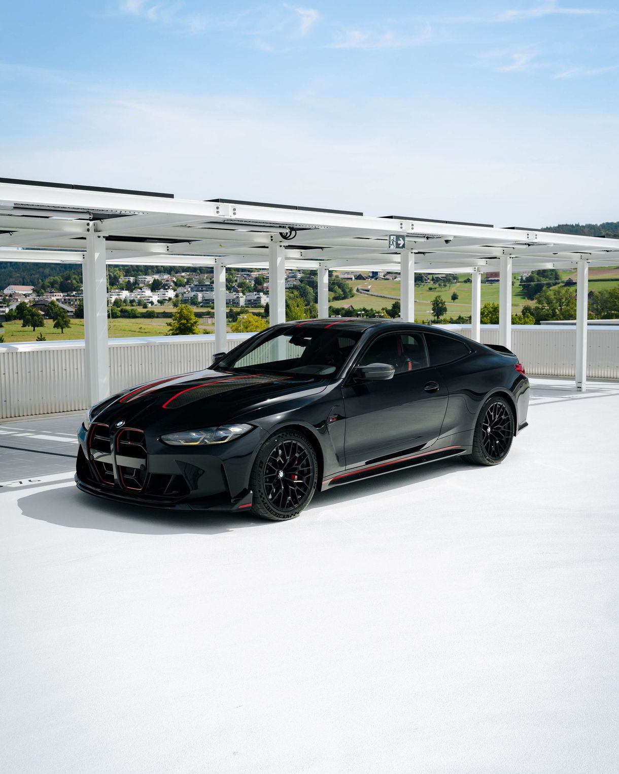 Egyébként sem szerény kiállású a BMW M4 CSL, de ez a változat nagyon gonosz