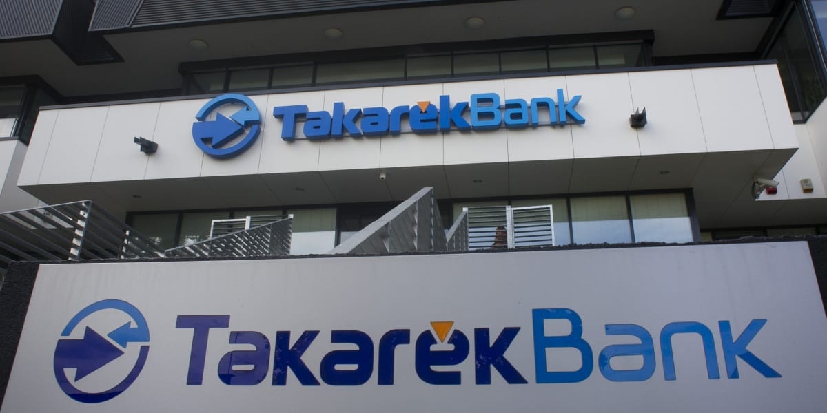 Dönthettek a Takarékbank eladásáról, a GVH sem szólhat bele