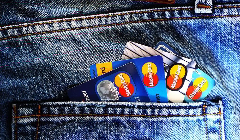 Az egész országban akadozva működtek a Mastercard-bankkártyák