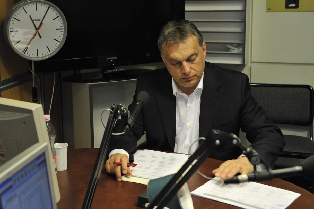 Orbán gondoskodik a pórul járt trafikosokról