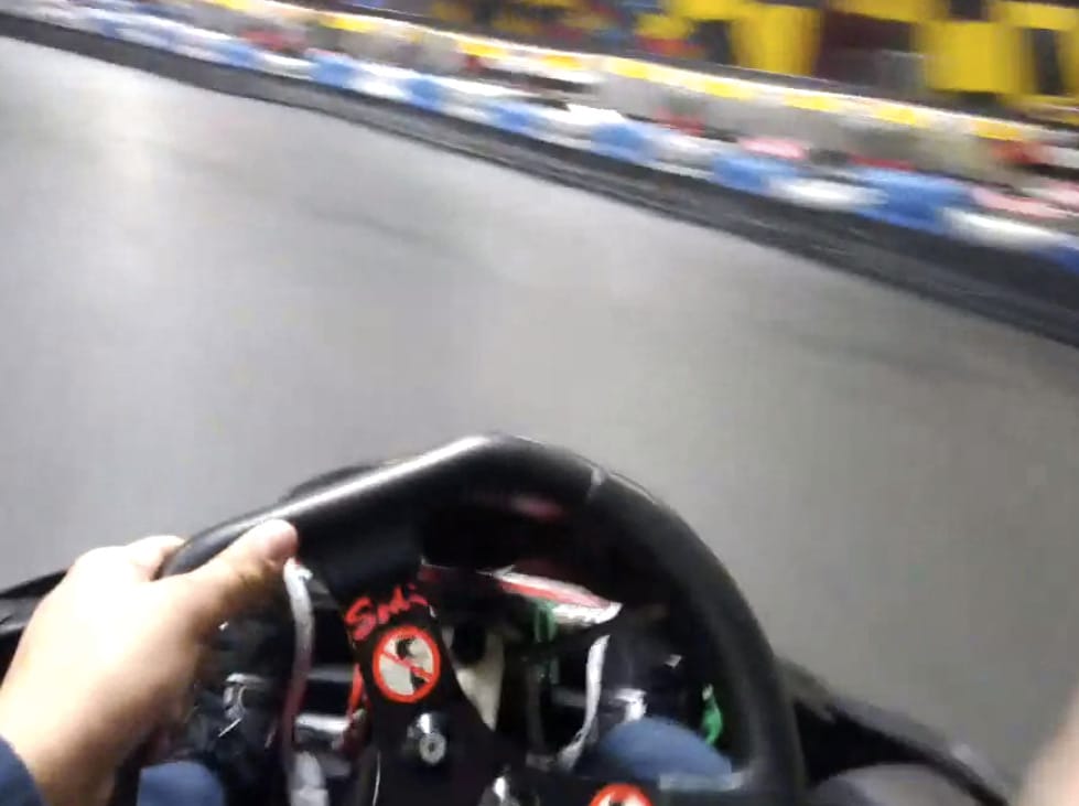 Ez már nem demó: íme az első videók a Google szemüveggel