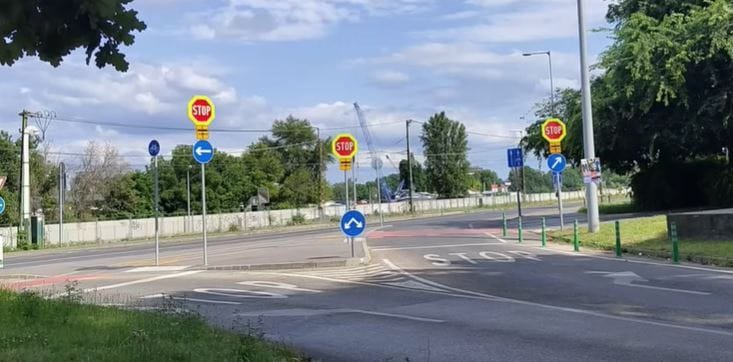 Százból 96 autós nem áll meg a stoptáblánál, amelyet egy elgázolt biciklis miatt raktak ki