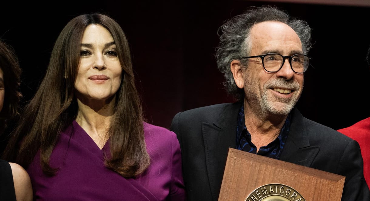 Monica Bellucci és Tim Burton hónapok óta titokban randiznak
