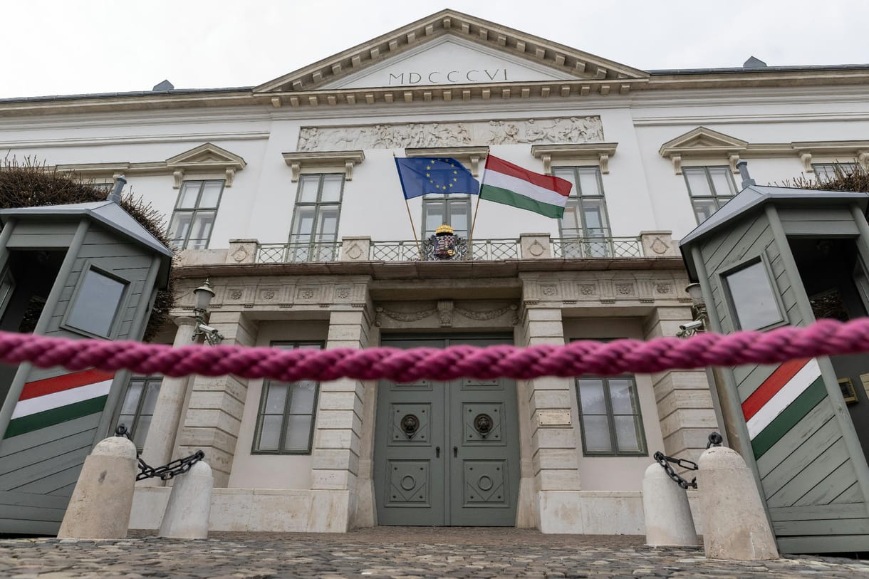 A köztársasági elnök „csupán észrevételeket jelzett” az elhallgattatási törvénnyel kapcsolatban