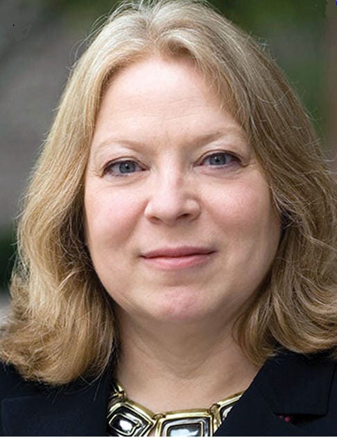 Pontonként cáfolja a Fidesz magyarázatait az amerikai jogászprofesszor