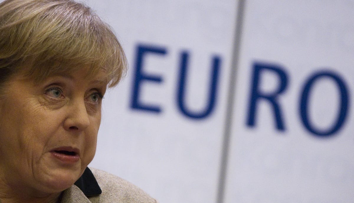 Elismerte a görög válság kezelésének kudarcát Angela Merkel 