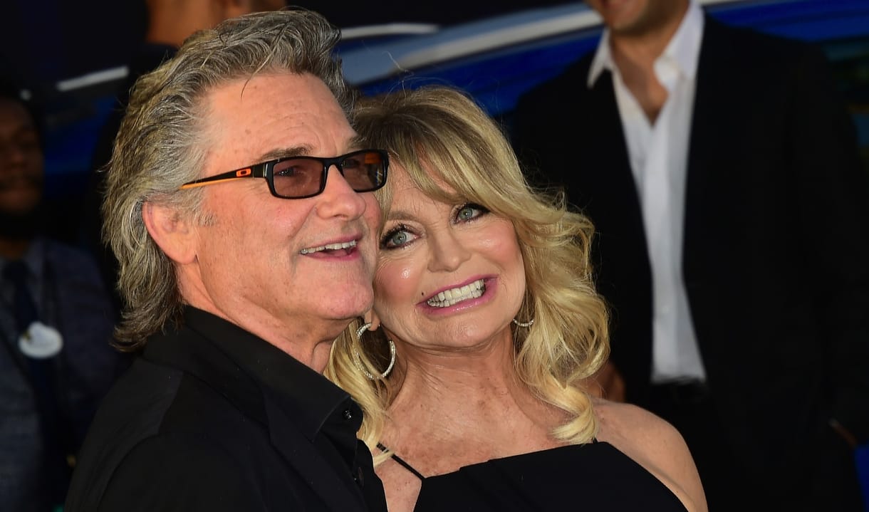 Esélyes, hogy Goldie Hawn és Kurt Russel megnyerte a legszexibb karácsonyi fotó versenyét