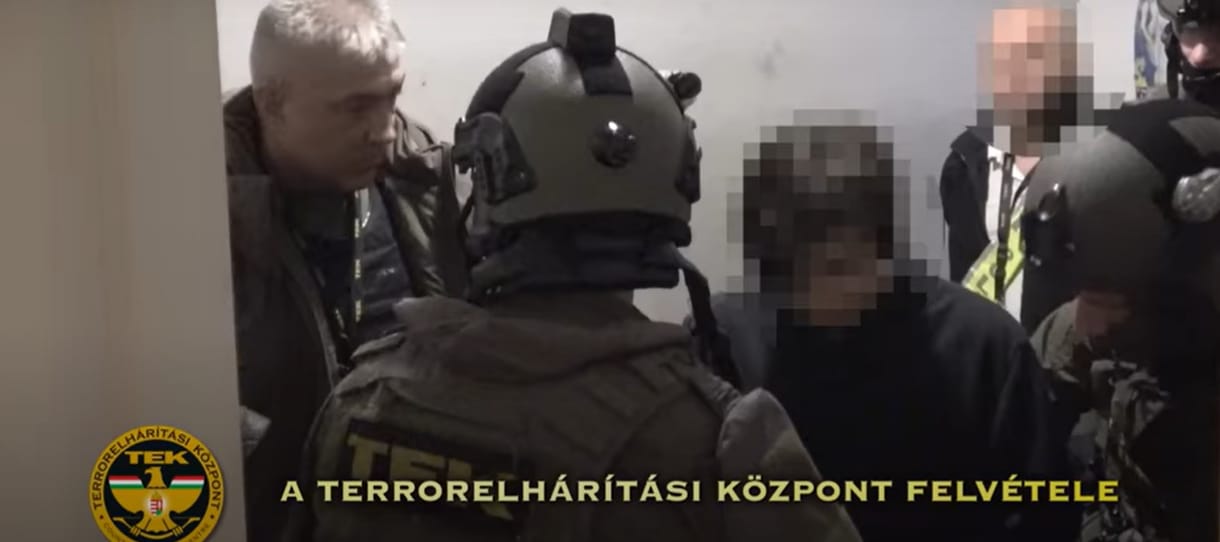 Az Interpol jelzése után csapott le a TEK arra a 17 éves fiúra, aki iskolai lövöldözésre készülhetett