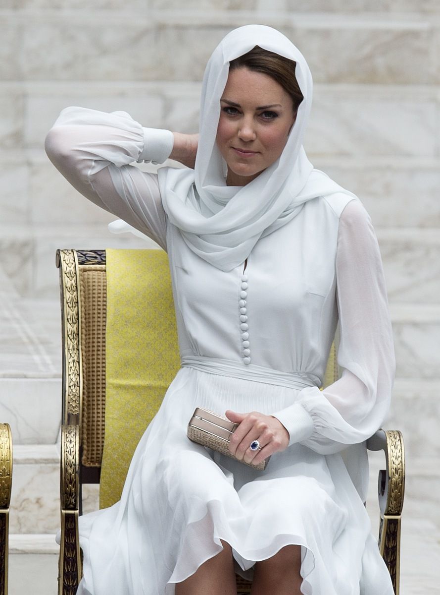 Világbotrány lehet Kate Middleton topless fotóiból