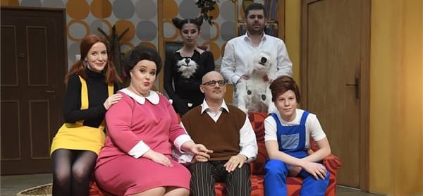 Színdarab készült a Mézga családból