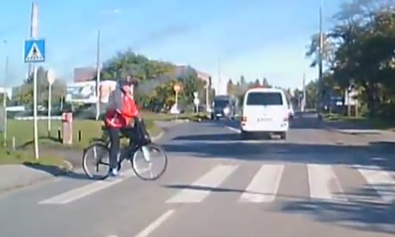 50 ezer forintos büntetést is kaphatnak a hazai bringások - videó
