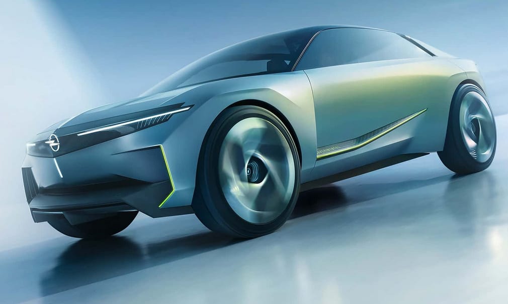 Világító villámmal és menő designnal érkezett meg a legújabb Opel