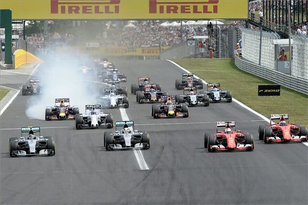 Vettel nyert a 30. Magyar Nagydíjon