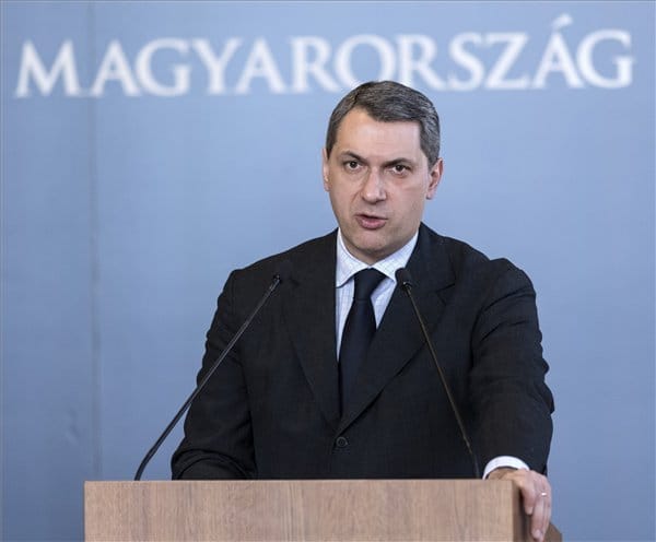 Orbán kedvenc püspöke újabb tízmilliárdokat kaphat