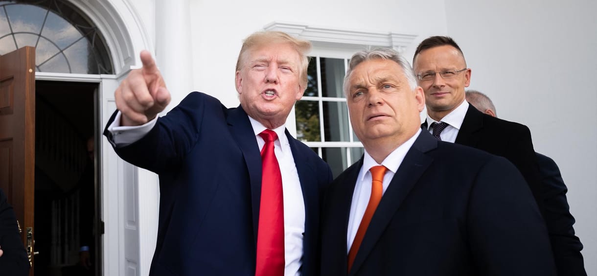 Bejött a demokraták Rogán-trükkje, Orbánék most futhatnak az amerikai álmuk után