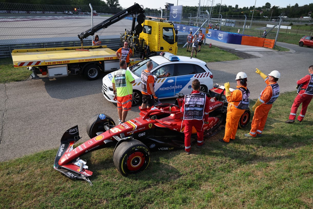 Leclerc odacsapta a Ferrarit, Norrisé a második szabadedzés a Hungaroringen