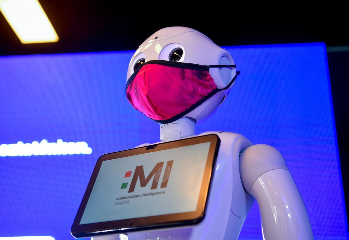 Audi, OTP, Mol, IKEA – mire használják a mesterséges intelligenciát a hazai nagyvállalatok?