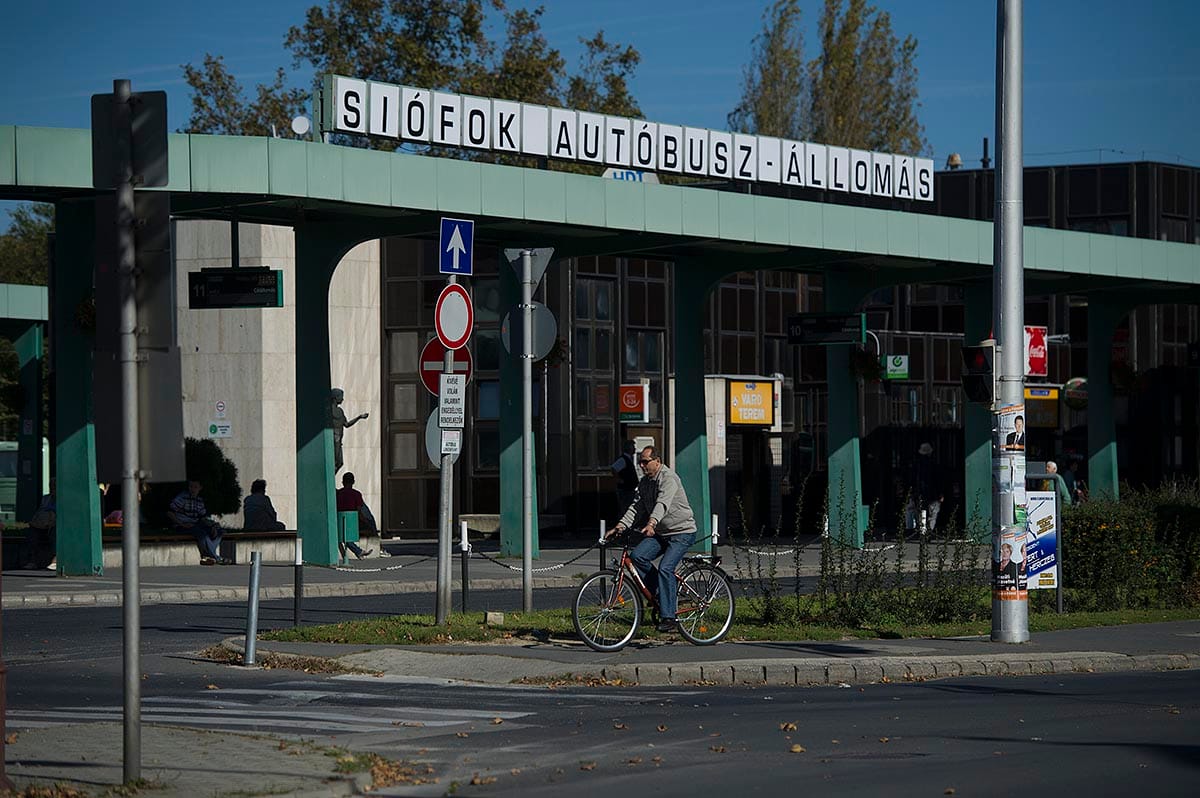 Mentőket is riasztottak egy siófoki balesethez