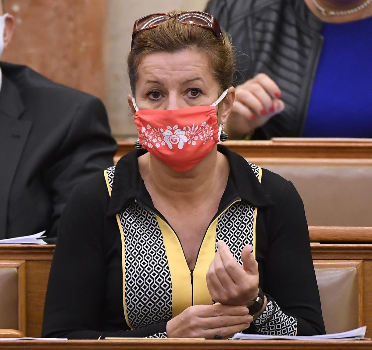 Kirakták az MSZP-ből Bangónét, mert hazudott a diplomájáról