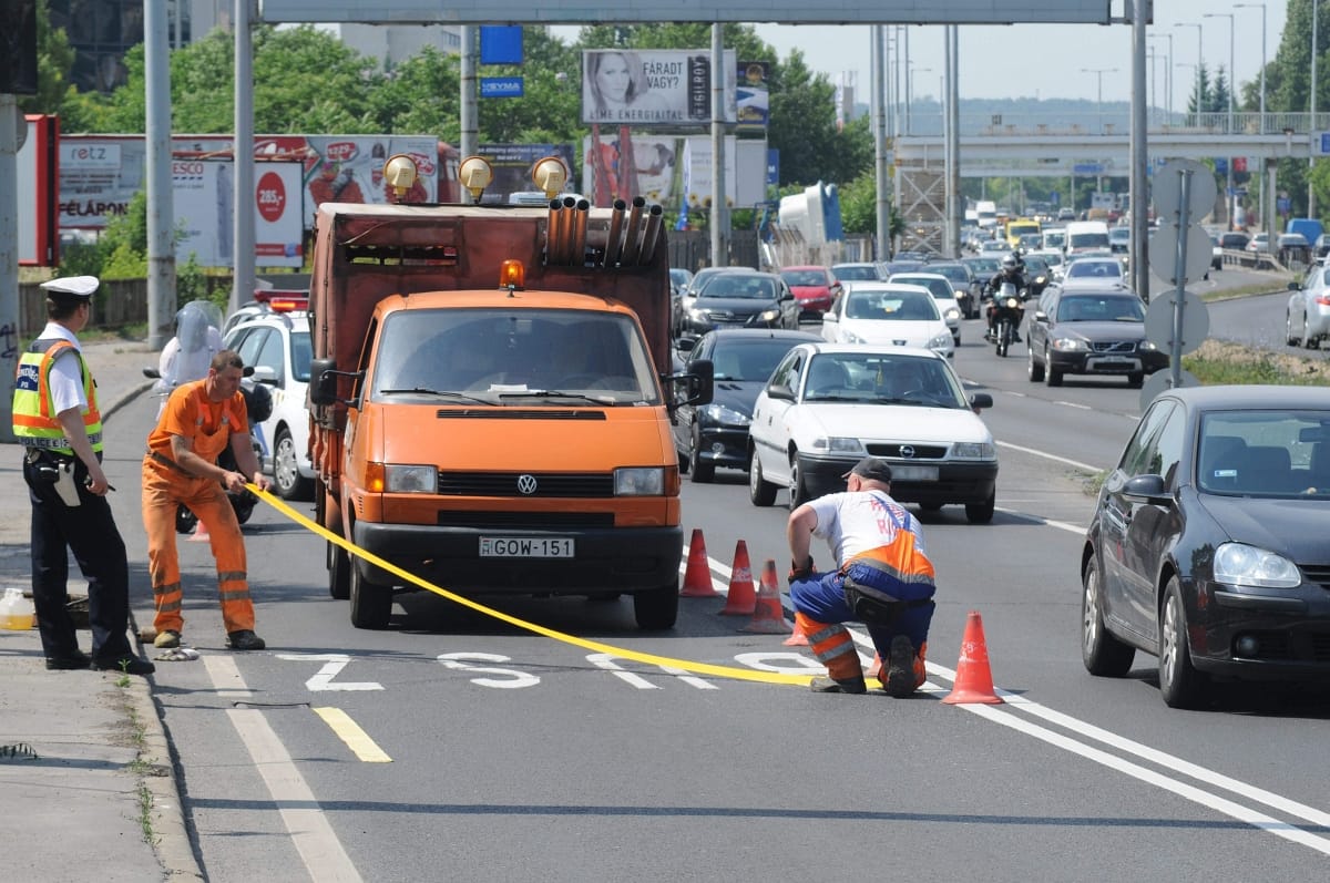 Felfüggesztik a Budaörsi úti buszsávot