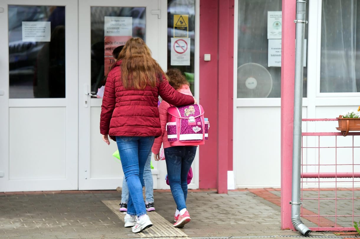 Figyelemzavart, alvásproblémákat és motiválatlanságot okozott a magyar gyerekeknél a koronavírus-járvány