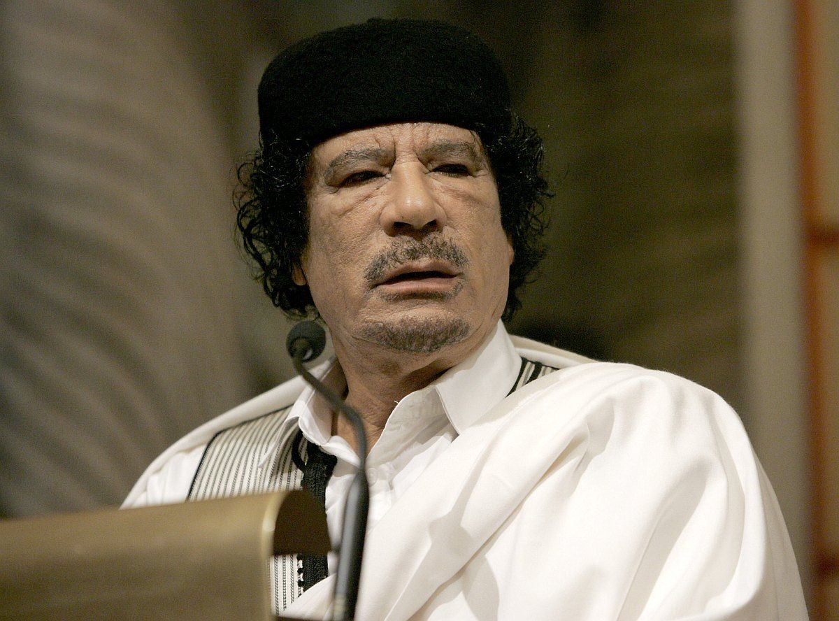 Elfogatóparancsot adott ki Kadhafi ellen a hágai bíróság