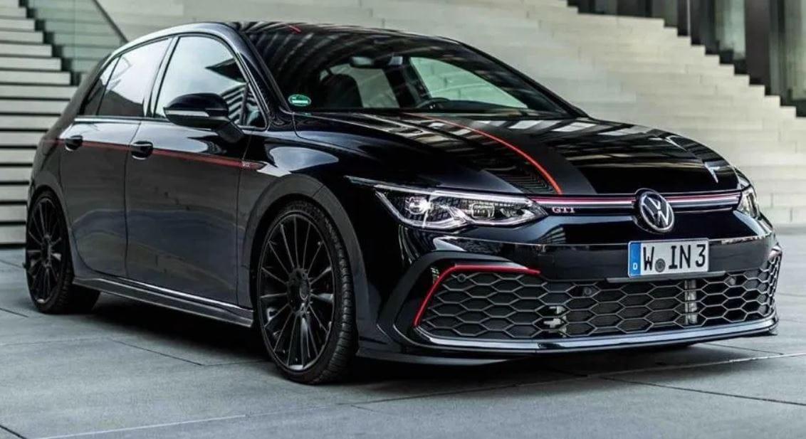 Közel 300 lóerős és igen látványos a Manhart Volkswagen Golf GTI