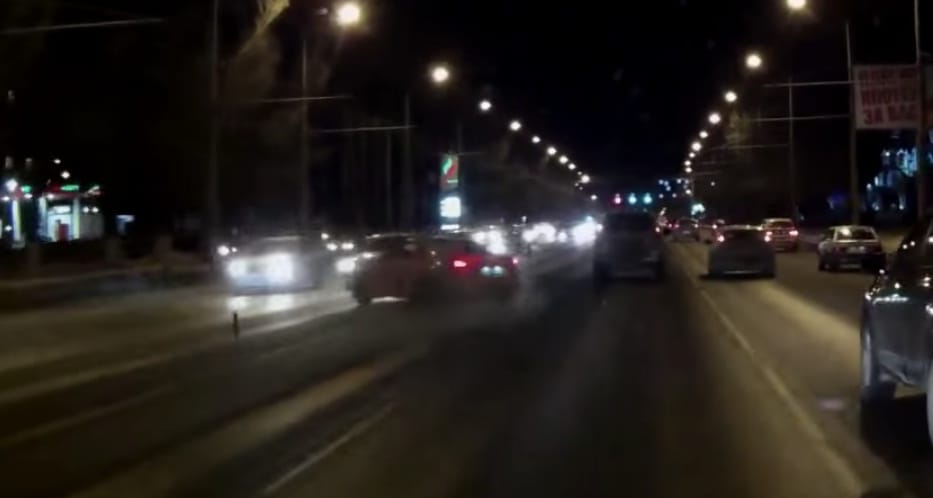 Brutális balesetet rögzített a kamera – mintha csak egy filmet látnánk – videó