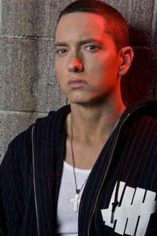 Eminem beperelt egy kormánypártot