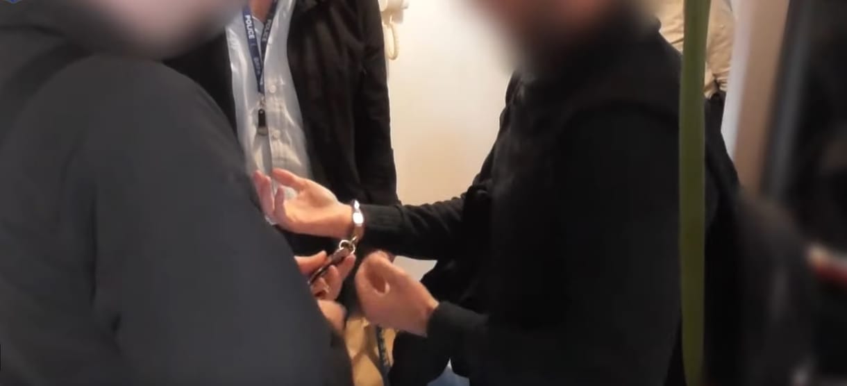 Vádat emeltek a boncmesterek ellen, akik pénzért intéztek soron kívüli boncolást