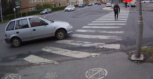 Most a szabálytalan gyalogosokról adott ki válogatás videót a rendőrség