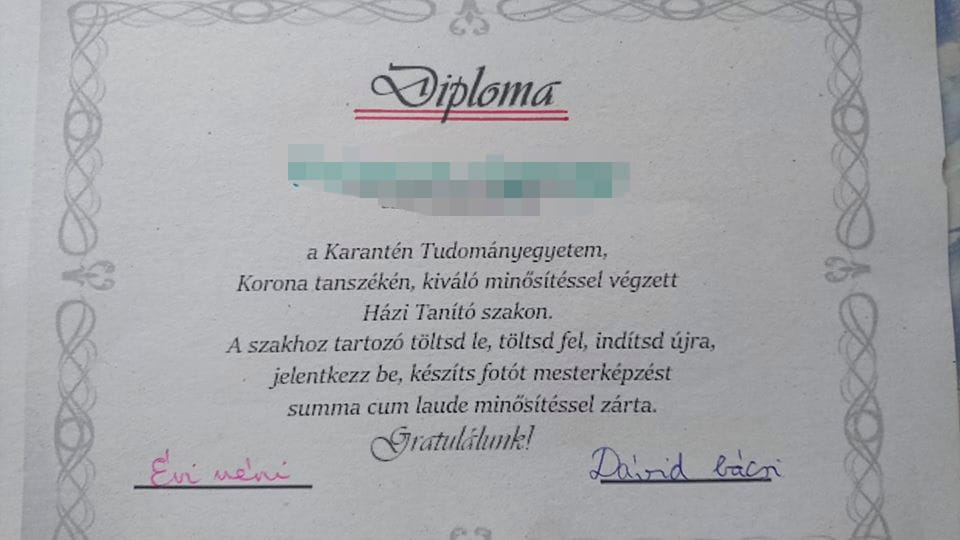 Megható meglepetés tanároktól: oklevéllel jutalmazták a szülőket a karanténoktatás után