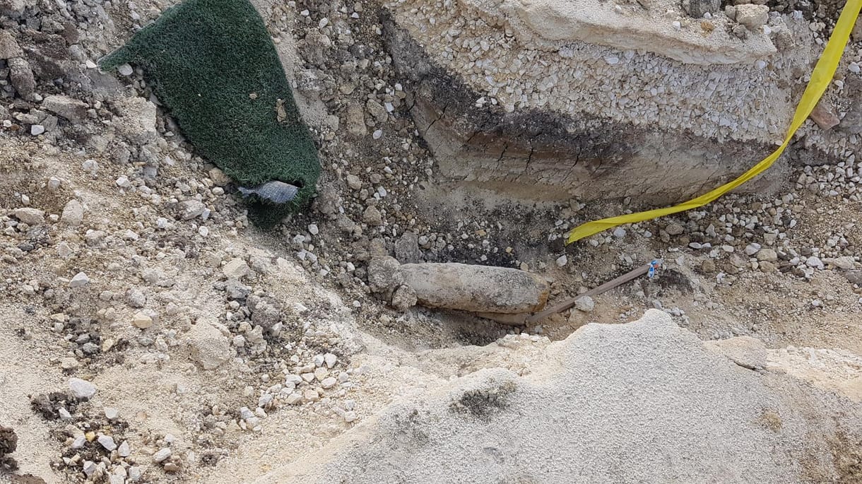 Közeli fotókon a BAH-csomópontnál talált egyik világháborús bomba